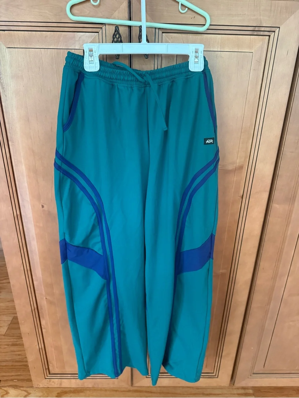 Tiger Friday CXL green with blue Selene Joggers- Rugby color